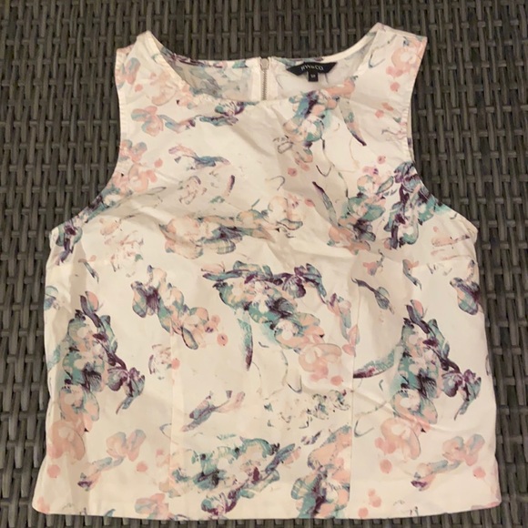 Floral top - Picture 1 of 3